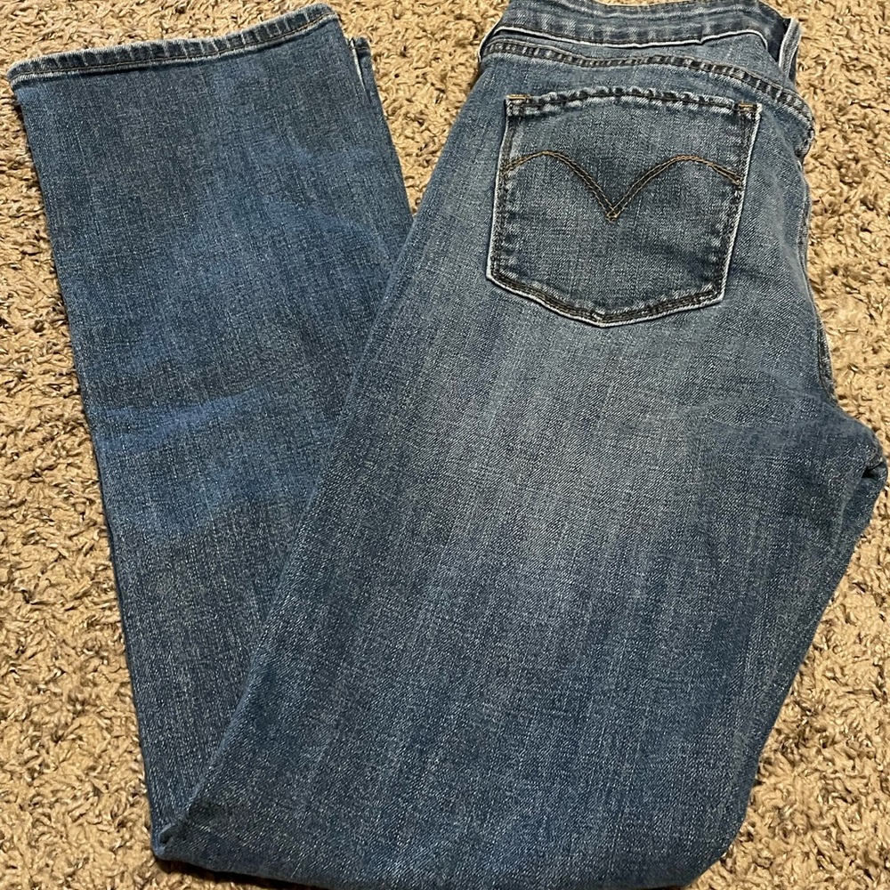 Levi's Straight Leg Jeans